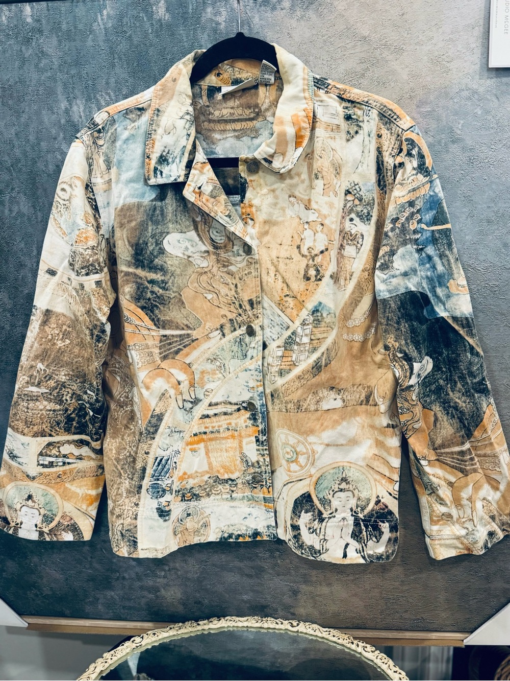 CHICO’S / Printed Art-Scene Lightweight Jacket in Beige and Blue / Size 2